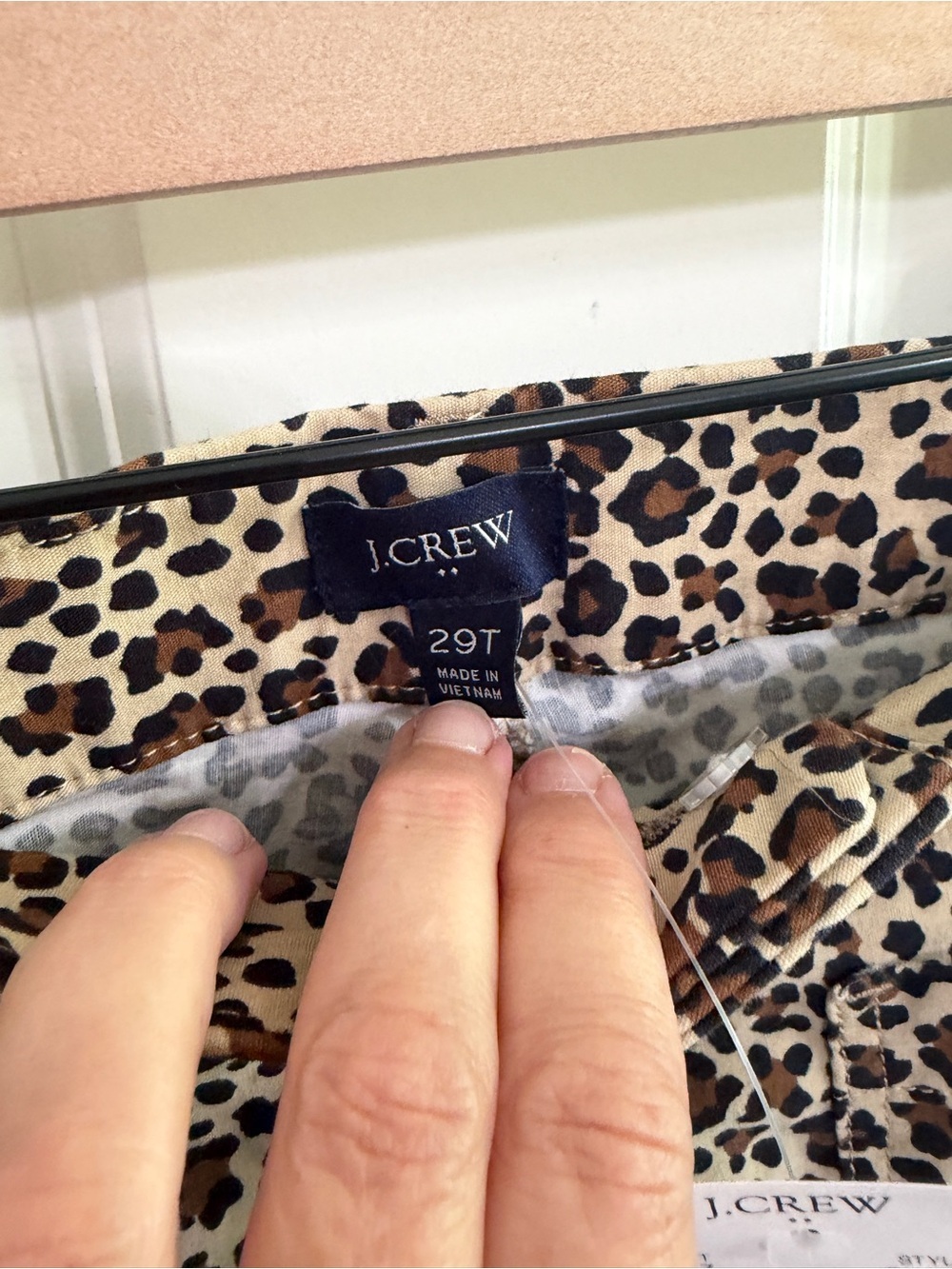 New with Tags size 29T J. Crew Leopard Print Wide-Leg Pants. Front patch pockets - Picture 5 of 13
